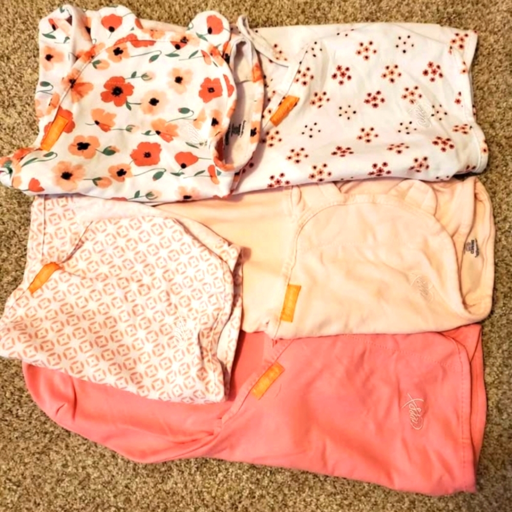 Lot of 5 SwaddleMe Small/Medium